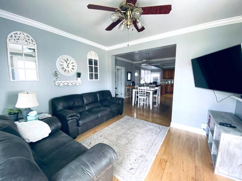 3bed 2bath nestled in cozy Grandview neighborhoodの写真
