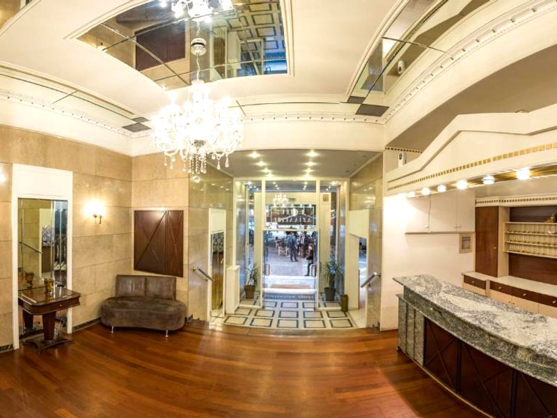 Achillion Hotelの写真