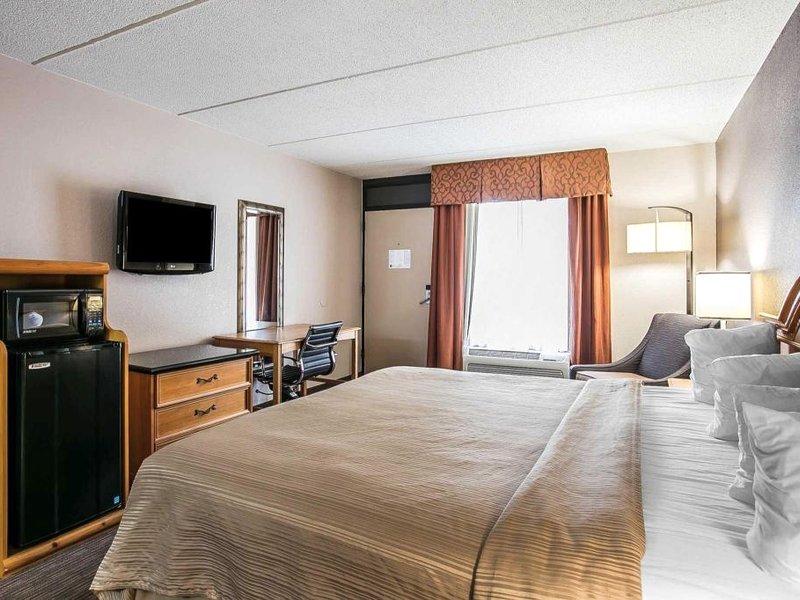 クオリティ イン (Quality Inn)の写真