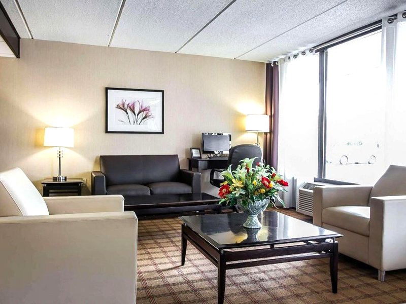 クオリティ イン (Quality Inn)の写真