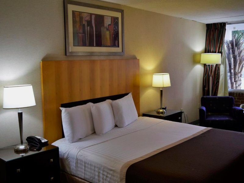 ランドマーク イン (Landmark Inn)の写真
