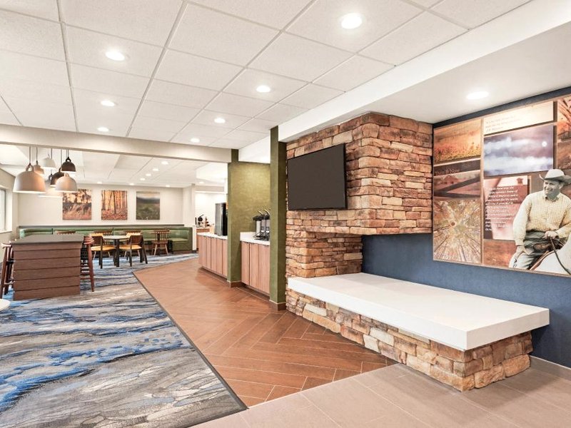 フェアフィールド イン ウォレン ナイルズ (Fairfield Inn Warren Niles)の写真