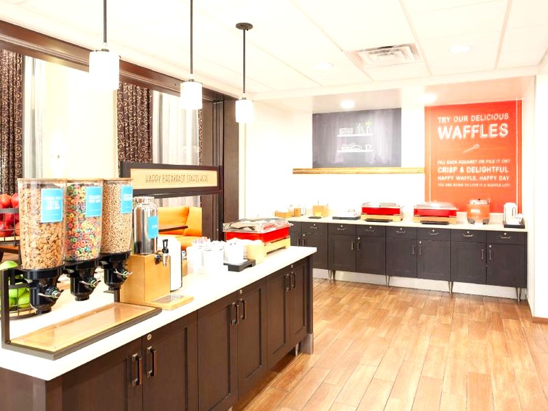 Hampton Inn Niles/Warrenの写真