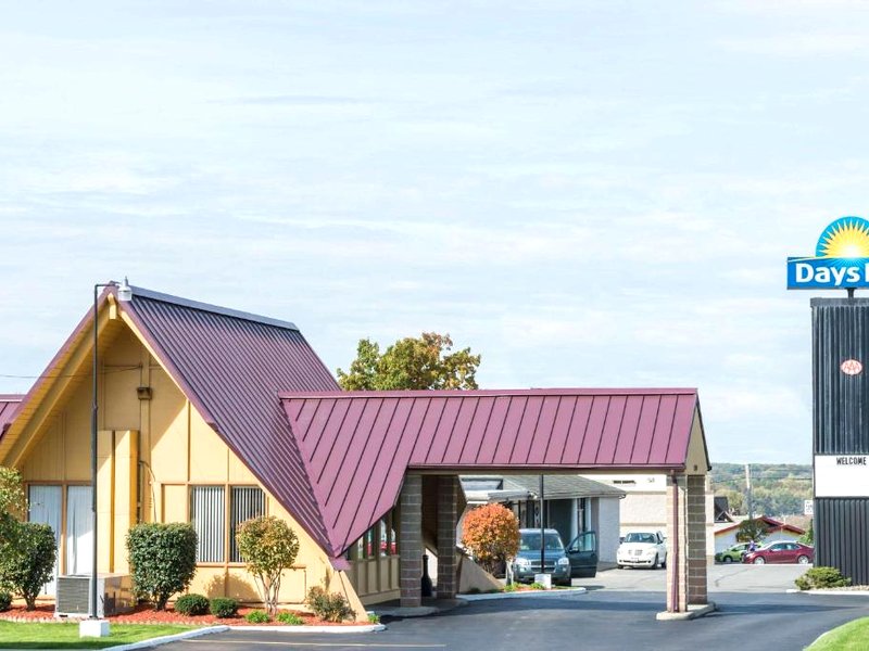 Days Inn by Wyndham Nilesの写真