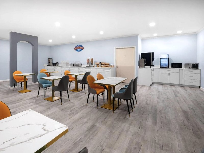 Travelodge by Wyndham Salisbury MDの写真