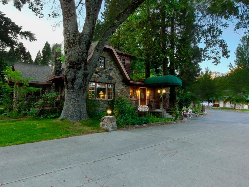 ストロベリー バレー イン (Strawberry Valley Inn)の写真
