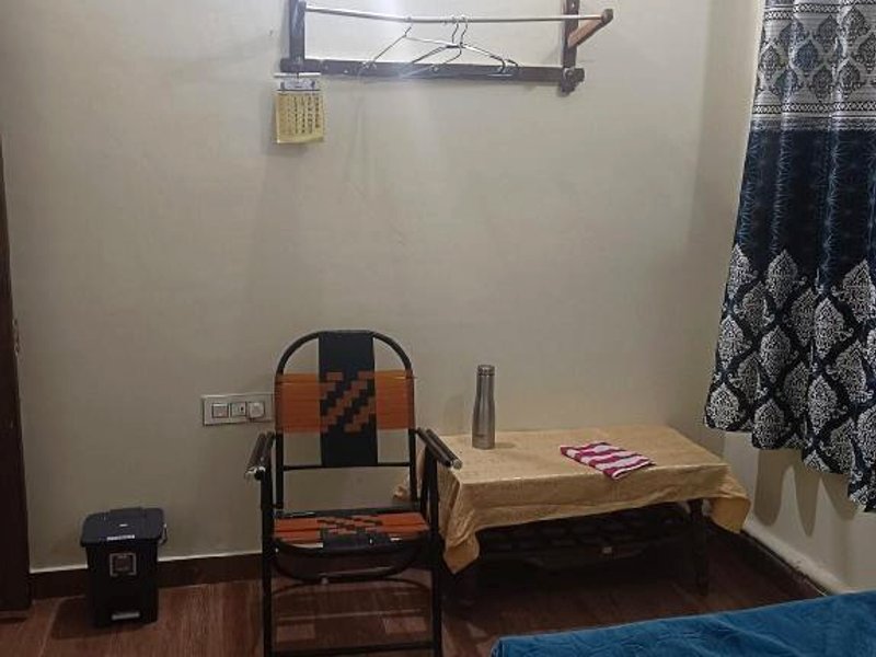 ［チトラドゥルガ］一軒家（m²）｜ 1ベッドルーム／1バスルーム (Furnished single room with attached toilet)の写真