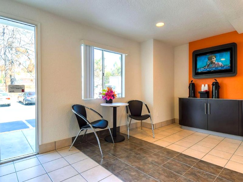 Motel 6 Rowland Heights, CA - Los Angeles - Pomonaの写真