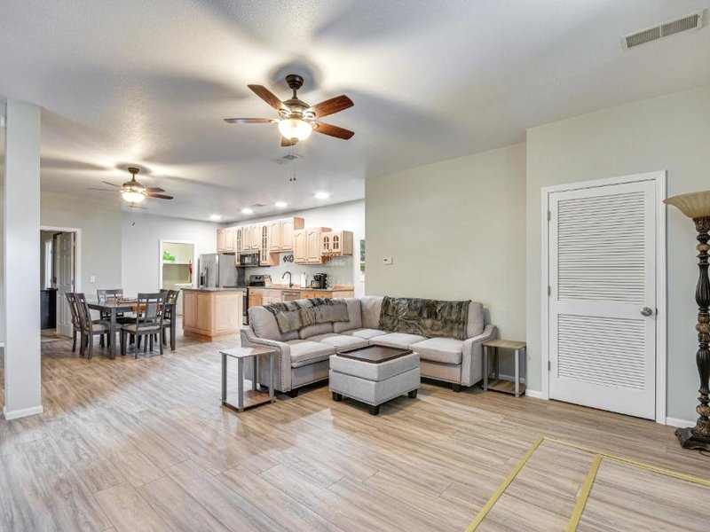 Pet-Friendly Downtown Fulton Apt with Smart TV!の写真