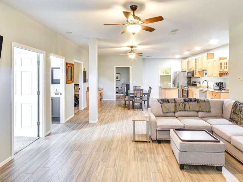 Pet-Friendly Downtown Fulton Apt with Smart TV!の写真