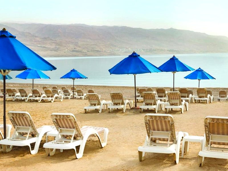 ラマダ リゾート デッド シー (Ramada Resort Dead Sea)の写真