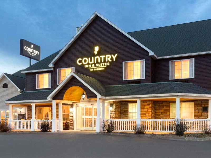 Country Inn & Suites by Radisson, Little Falls, MNの写真