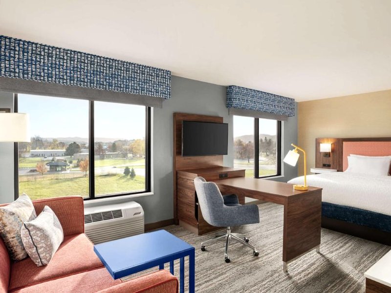 Hampton Inn & Suites by Hilton Oleanの写真