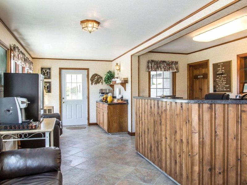 ロードウェイ イン ウォーターフォード ニュー ロンドン (Rodeway Inn Waterford - New London)の写真
