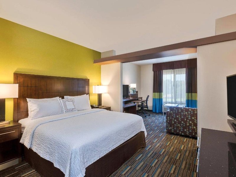 フェアフィールド イン アンド スイーツ リバーサイド コロナ/ノルコ (Fairfield Inn & Suites Riverside Corona/Norco)の写真
