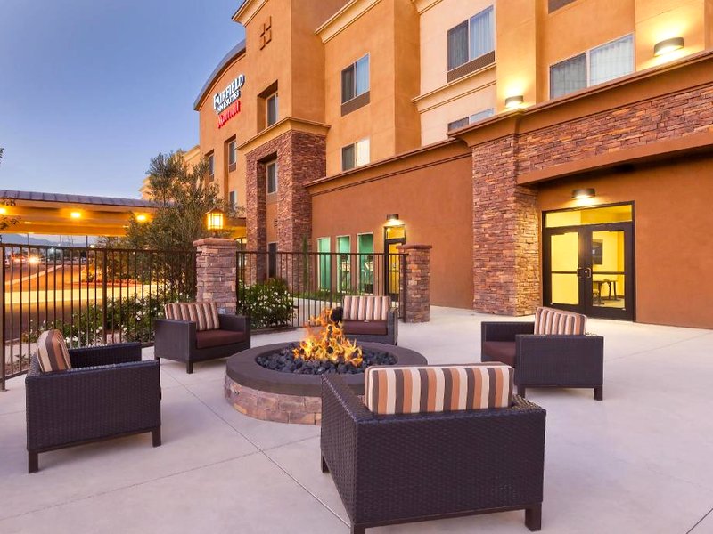 フェアフィールド イン アンド スイーツ リバーサイド コロナ/ノルコ (Fairfield Inn & Suites Riverside Corona/Norco)の写真