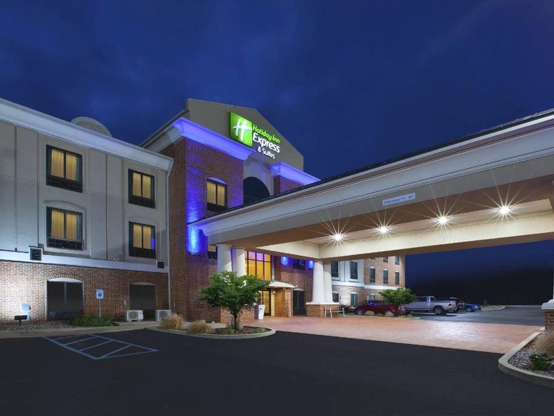 Holiday Inn Express Niles By IHGの写真