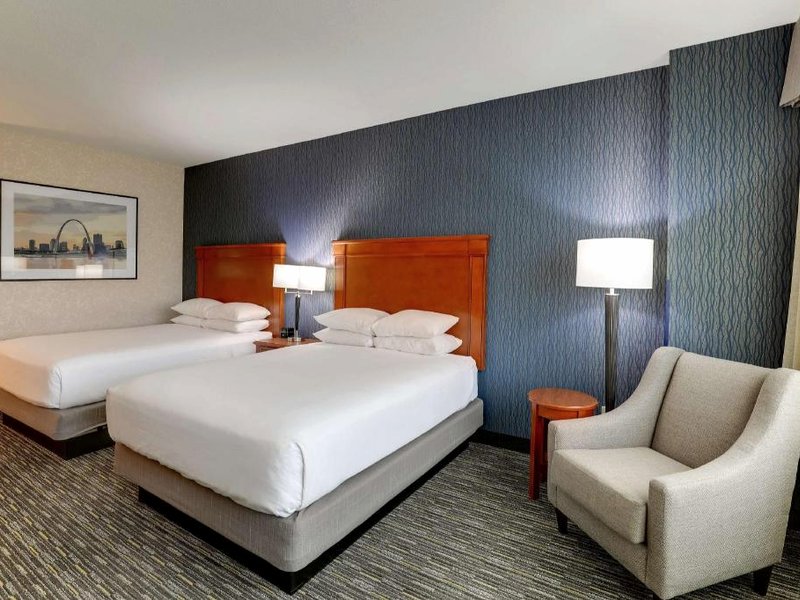 Drury Inn & Suites St. Louis Arnoldの写真
