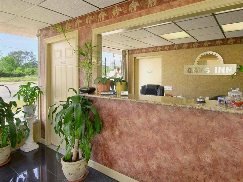 Days Inn by Wyndham Donalsonvilleの写真