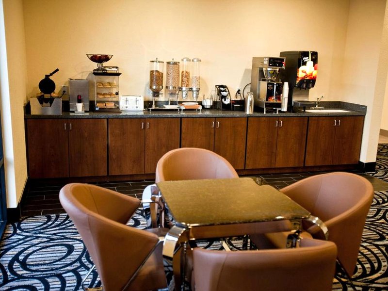 アメリカズ ベスト バリュー イン ルーズベルト バラード (Americas Best Value Inn Roosevelt Ballard)の写真