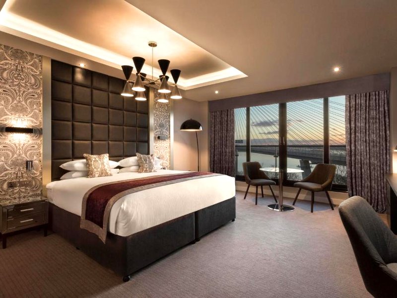 ダブルツリー バイ ヒルトン エディンバラ クイーンズフェリー クロッシング (DoubleTree by Hilton Edinburgh - Queensferry Crossing)の写真