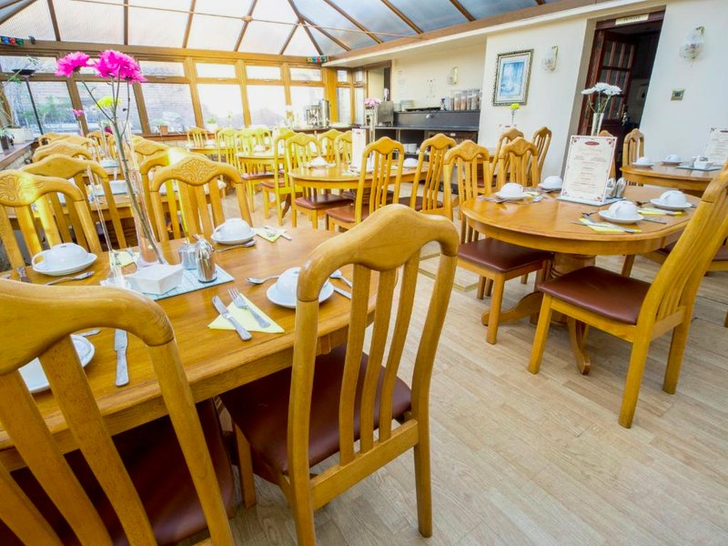 コースウトーフィン ロッジ ホテル (Corstorphine Lodge Hotel)の写真