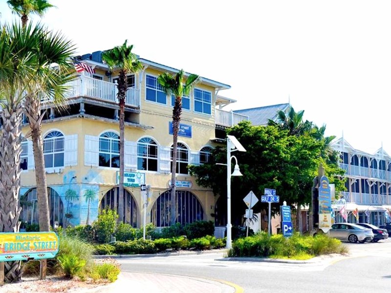 Tortuga Inn Beach Resort Unit #229の写真