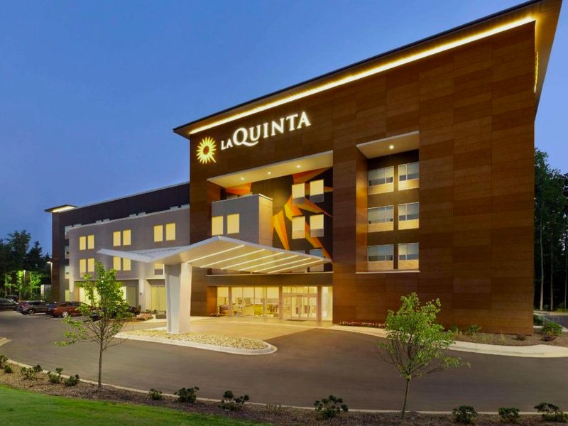 ラ キンタ イン&スイーツ バイ ウィンダム ロック ヒル (La Quinta Inn & Suites by Wyndham Rock Hill)の写真