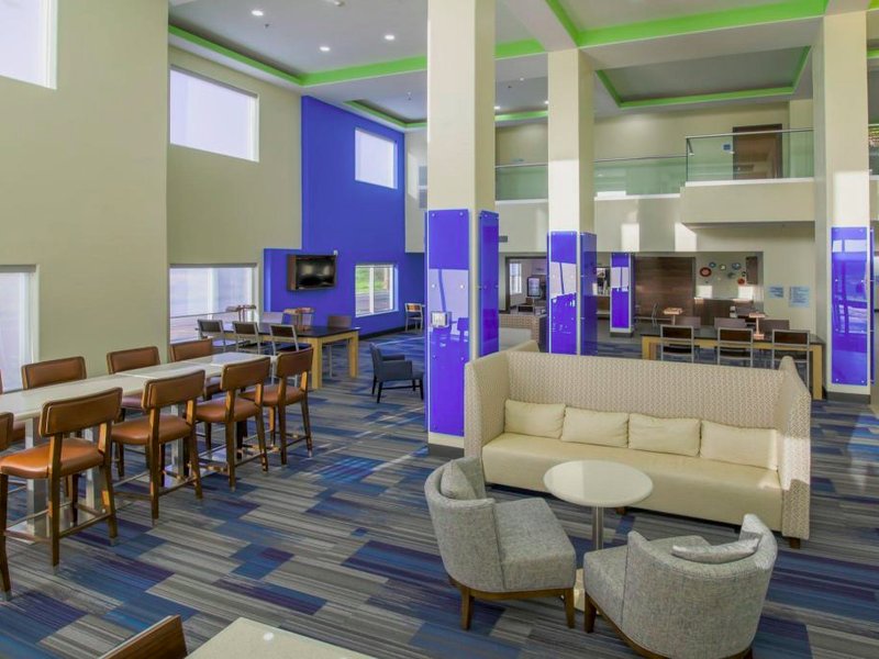 Holiday Inn Express & Suites Raymondville By IHGの写真