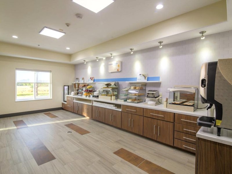 Holiday Inn Express & Suites Raymondville By IHGの写真