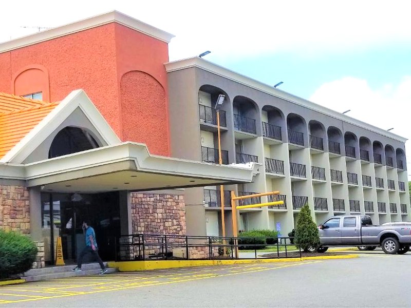 Howard Johnson by Wyndham Clifton NJの写真