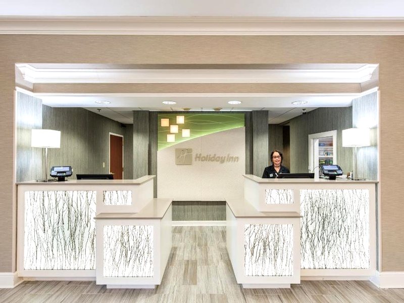 ホリデイ イン ホテル ＆ スイーツ レイク シティ バイ IHG (Holiday Inn Hotel & Suites Lake City By IHG)の写真