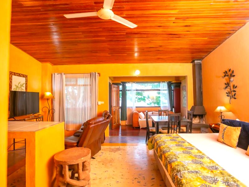 Lake Arenal Hotel & Breweryの写真