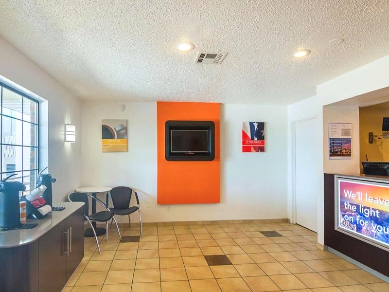 Motel 6 Lawton, OKの写真