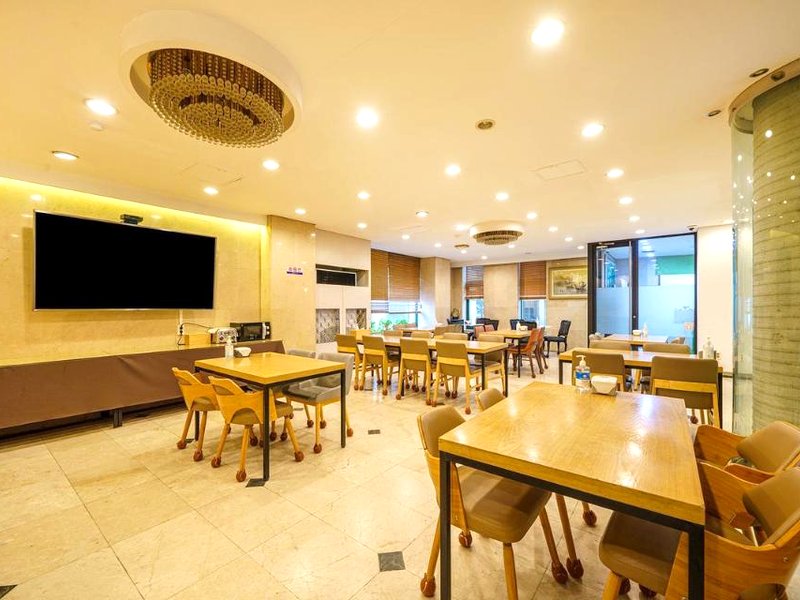 ヨンジュ プンギ ツーリスト ホテル (Yeongju Punggi Tourist Hotel)の写真