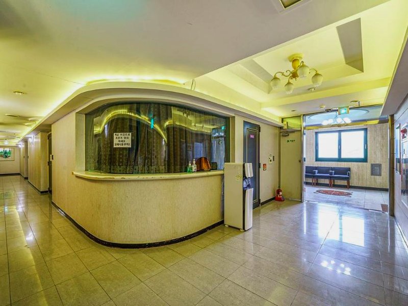 ヨンジュ プンギ ツーリスト ホテル (Yeongju Punggi Tourist Hotel)の写真