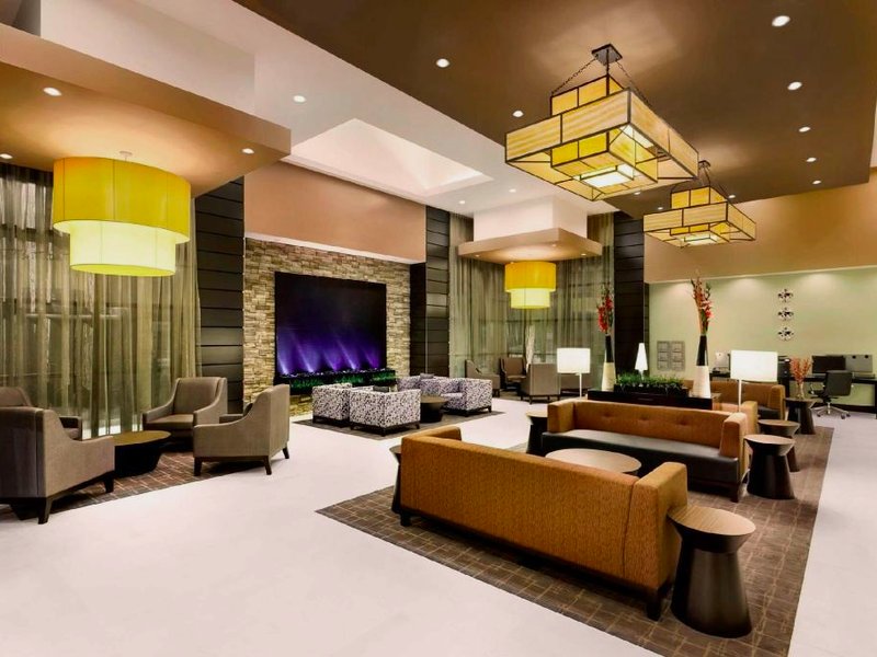 エンバシー スイーツ バイ ヒルトン ソルト レイク ウエスト バレー シティ (Embassy Suites by Hilton Salt Lake West Valley City)の写真