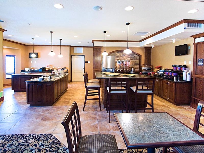 Staybridge Suites Salt Lake-West Valley City By IHGの写真