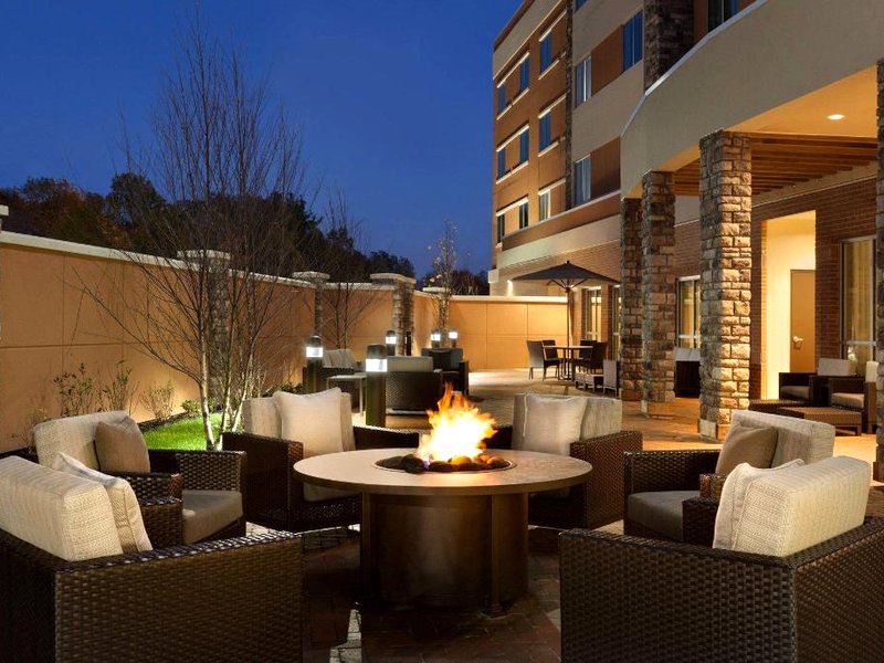 Courtyard Boston Dedham/Westwoodの写真