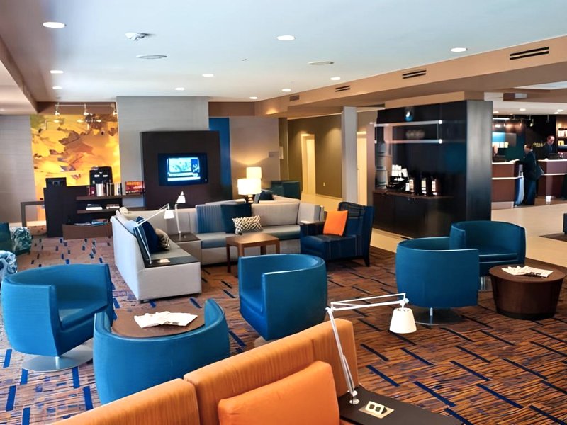 コートヤード ファーゴ ムーアヘッド MN (Courtyard Fargo Moorhead, MN)の写真