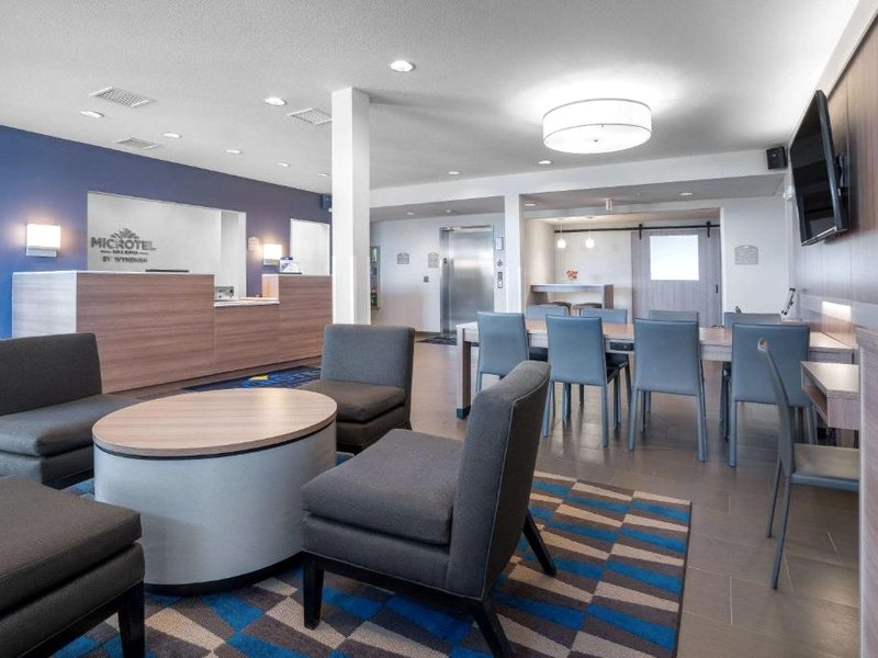 マイクロテル イン&スイーツ バイ ウインダム ムーアヘッド ファーゴ エリア (Microtel Inn & Suites by Wyndham Moorhead Fargo Area)の写真