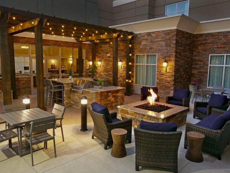 Homewood Suites by Hilton West Fargo - Sanford Medical Areaの写真