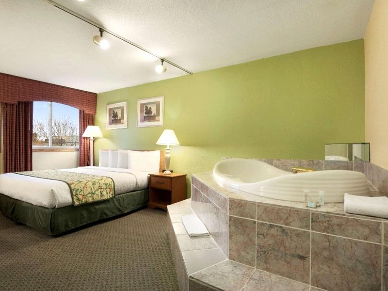 トラベロッジ スタージス (Travelodge by Wyndham Sturgis)の写真