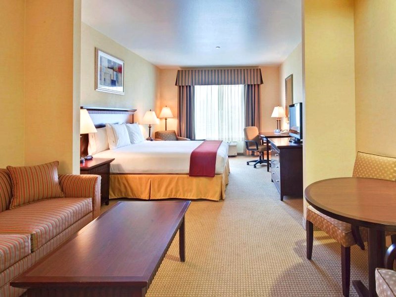 Holiday Inn Express & Suites Beaumont - Oak Valley by IHGの写真