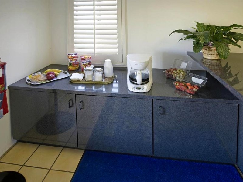 アメリカズ ベスト バリュー イン ボーモント, CA (Americas Best Value Inn Beaumont, CA)の写真