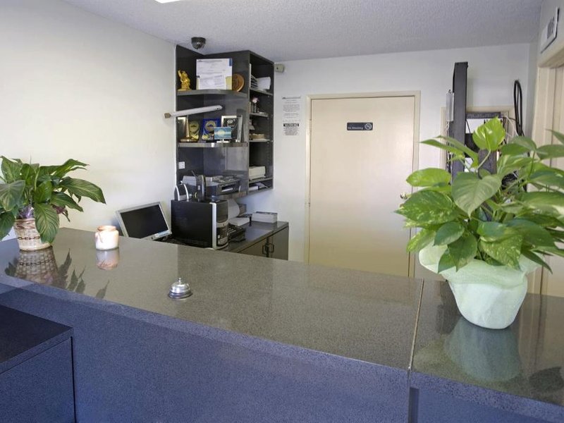 アメリカズ ベスト バリュー イン ボーモント, CA (Americas Best Value Inn Beaumont, CA)の写真