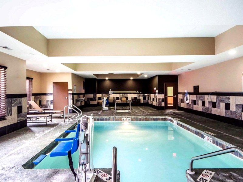 Comfort Inn & Suites Alvaの写真