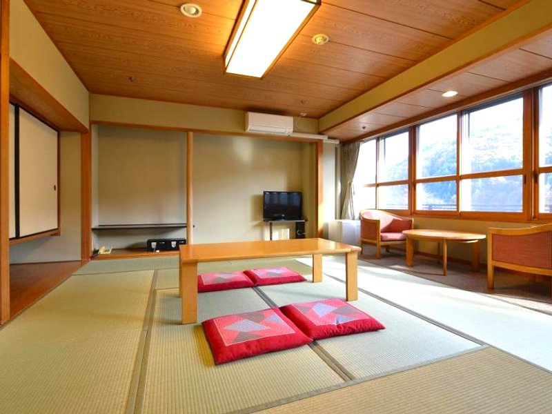 大江戸温泉物語 信州鹿教湯 (Ooedo Onsen Monogatari Shinshu Kakeyu )の写真