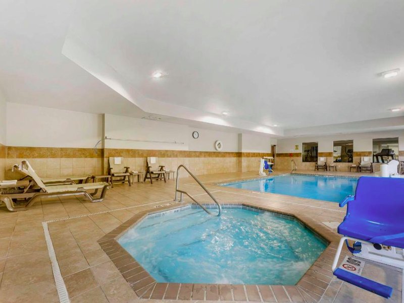 Comfort Inn & Suites Porter near Indiana Dunesの写真