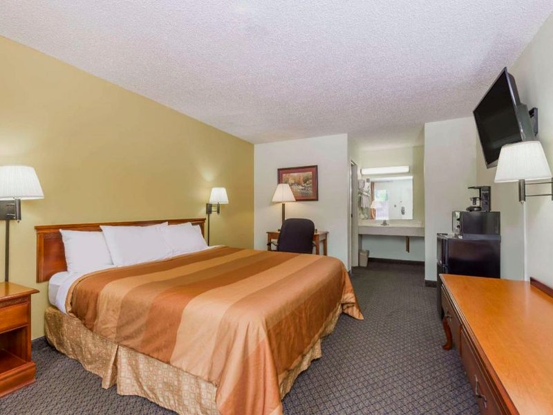 デイズ イン バイ ウィンダム フォート ペイン (Days Inn by Wyndham Fort Payne)の写真